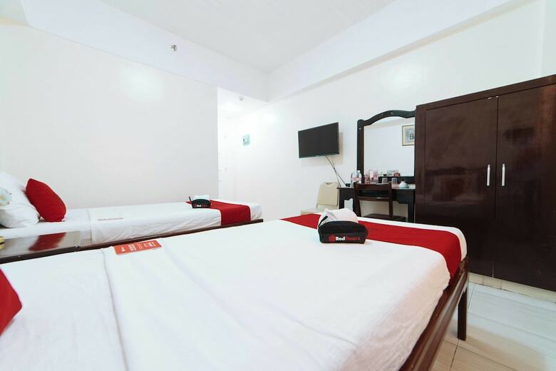 Hotel Reddoorz Plus @ Poblacion District Davao