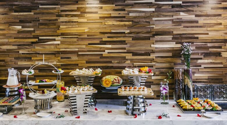 Hotel Winsuites Saigon