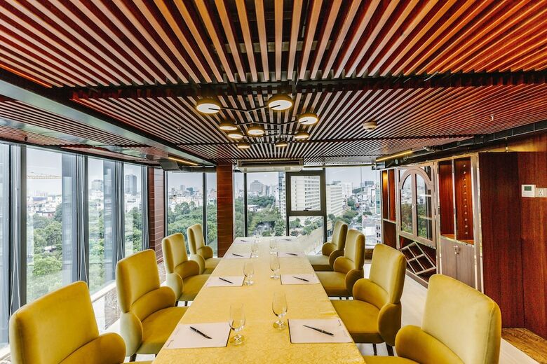 Hotel Winsuites Saigon