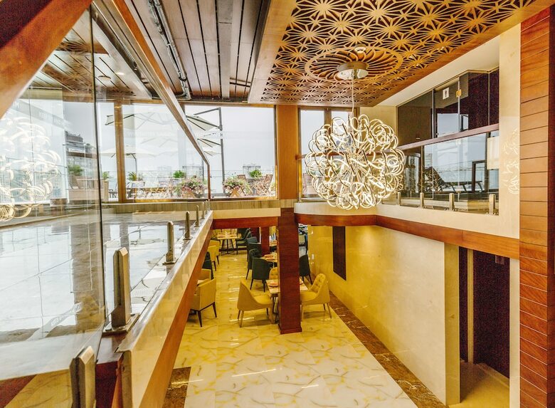 Hotel Winsuites Saigon