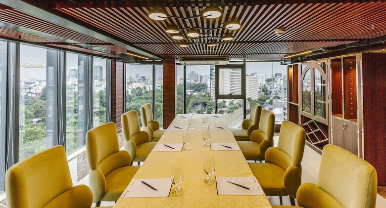 Hotel Winsuites Saigon