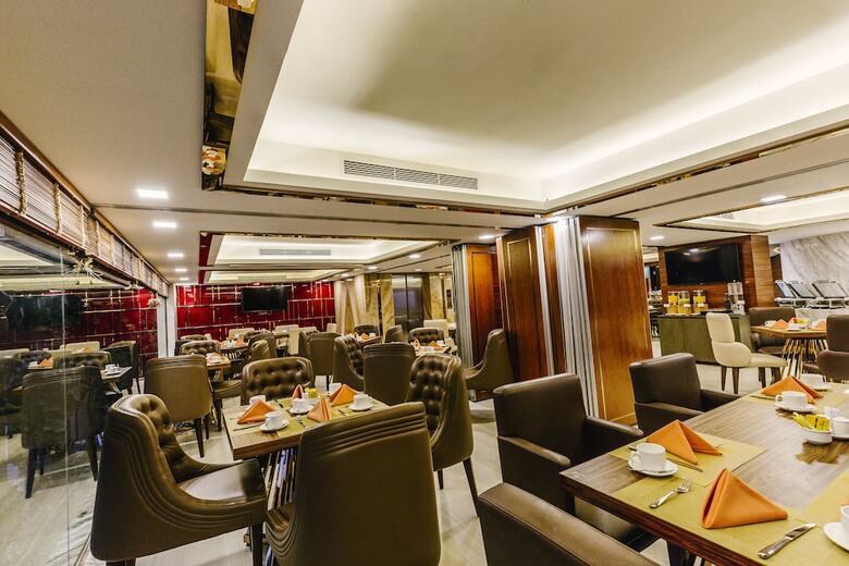 Hotel Winsuites Saigon