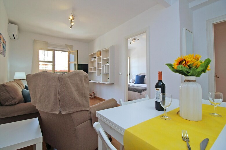 Apartamentos Del Parque Flats Molina Larios