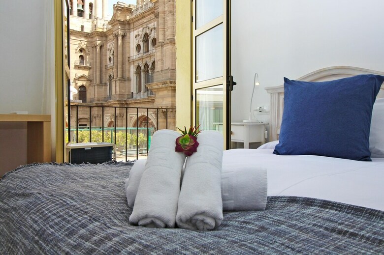 Apartamentos Del Parque Flats Molina Larios