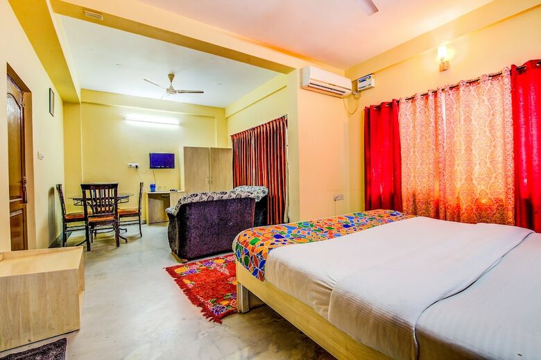 Hotel Fabexpress Maple Green Suites