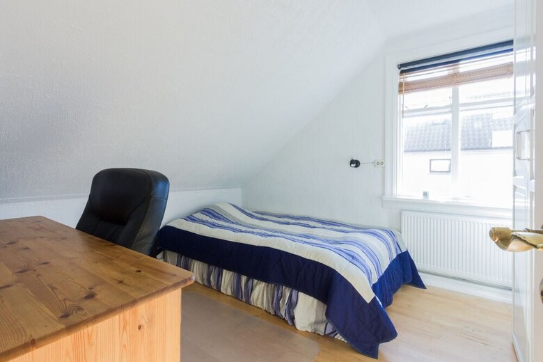 Apartment B4
