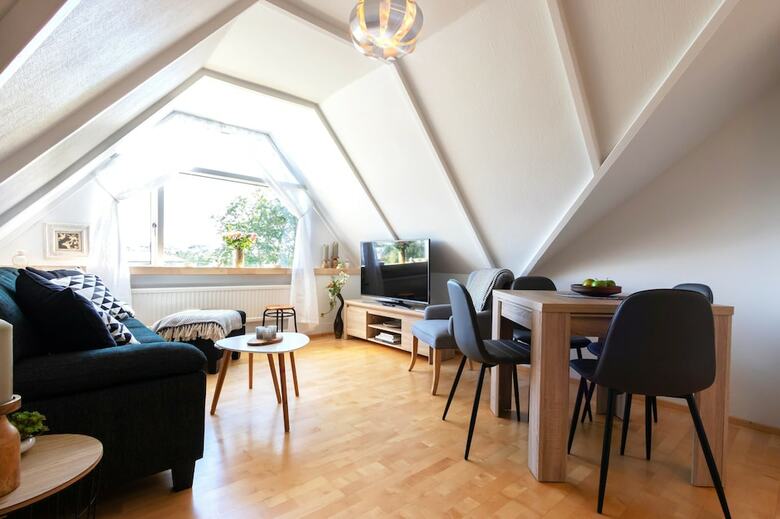 Apartment F11