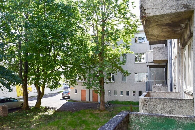 Apartment S33