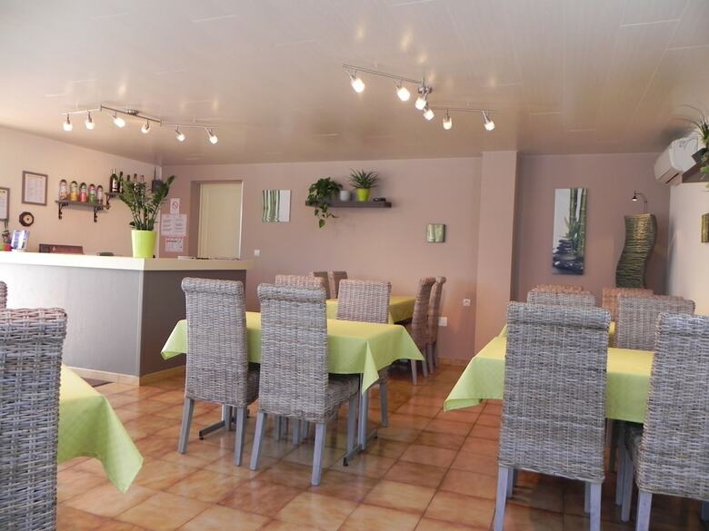 Hotel H�tel Les Pins