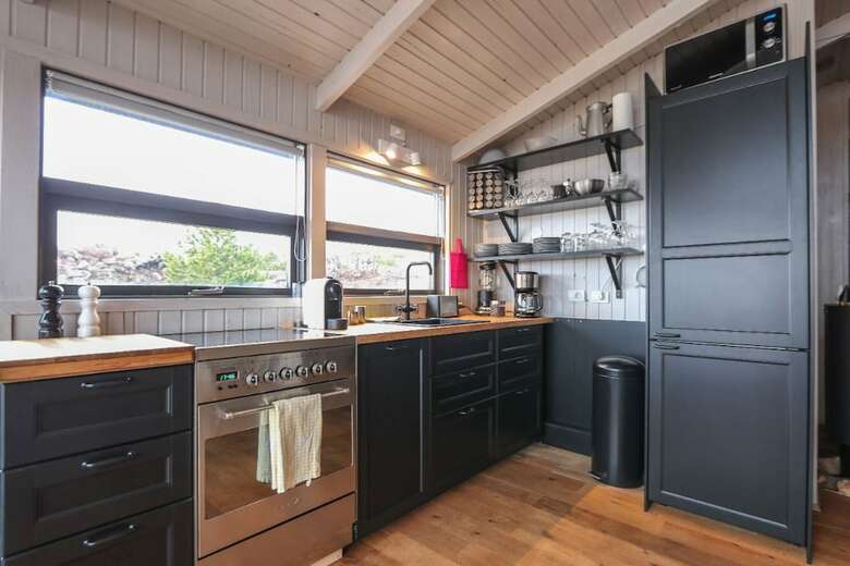 Paradise Cabin
