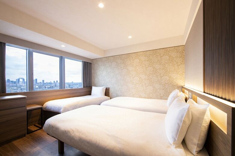 Karaksa Hotel Grande Shin-osaka Tower