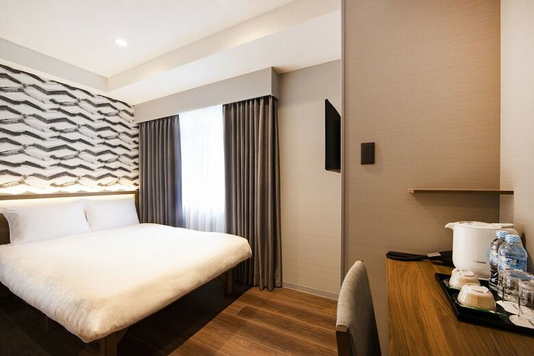 Karaksa Hotel Grande Shin-osaka Tower