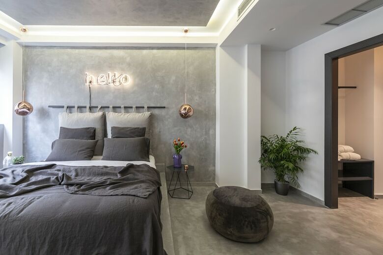 Hotel 14 Reasons Why