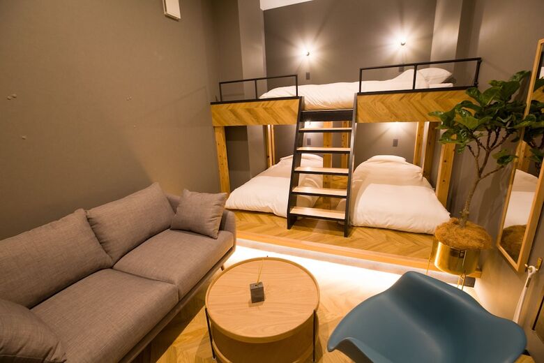 Mizuka Nakasu 2 - Unmanned Hotel -