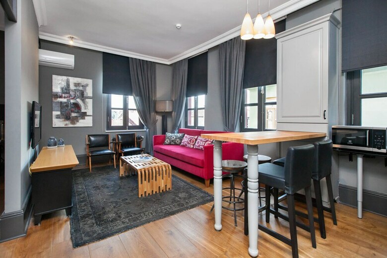 3 Bedrooms Apartment W Sea View And Terrace