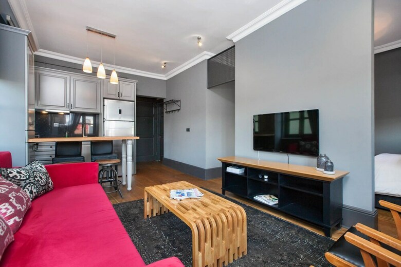 3 Bedrooms Apartment W Sea View And Terrace