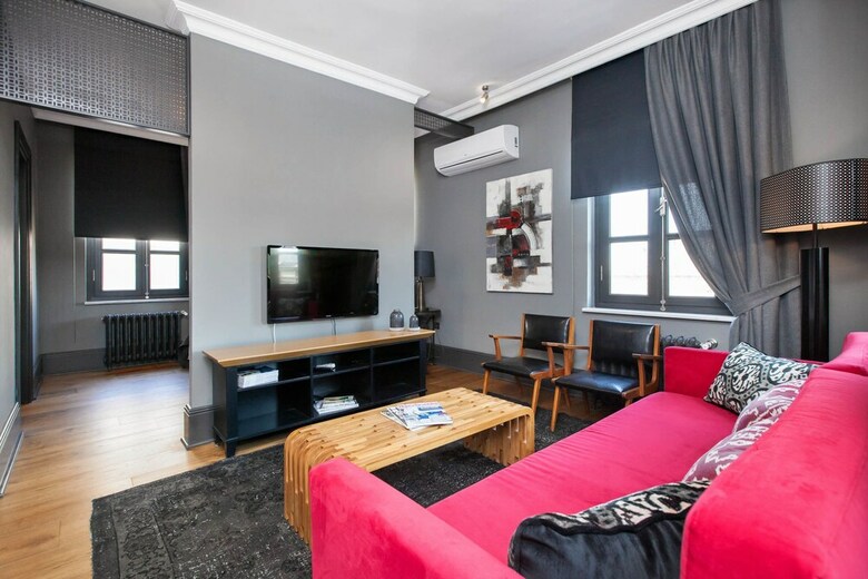 3 Bedrooms Apartment W Sea View And Terrace