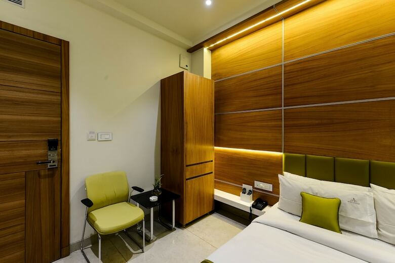 The Hubstreet Hotel
