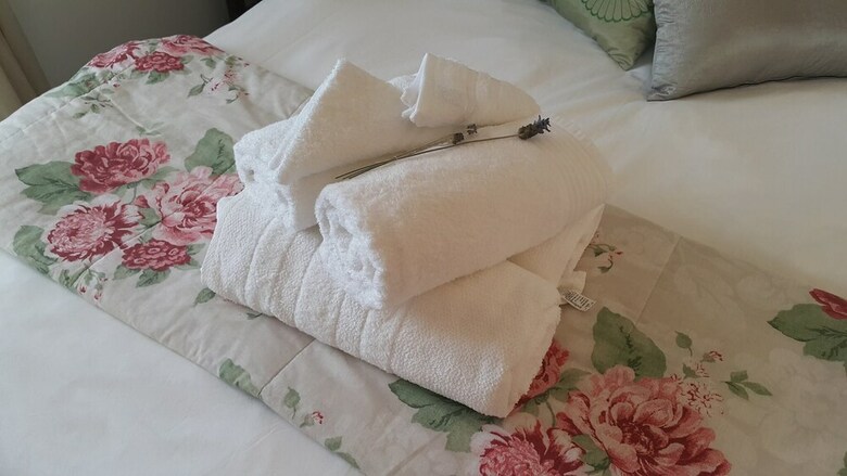 Hotel Artist's Retreat B & B/ Self Catering