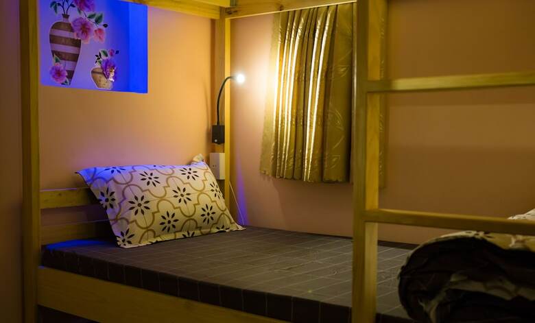 Hostal Dora Hostel
