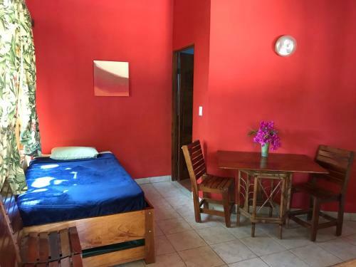 Hostal Fenix Hotel - On The Beach