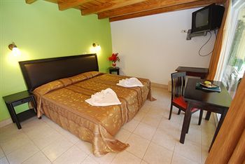 Hotel Samara Inn