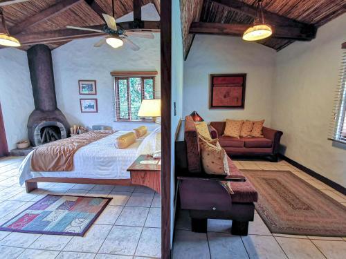 Villa Blanca Cloud Forest Hotel & Nature Reserve