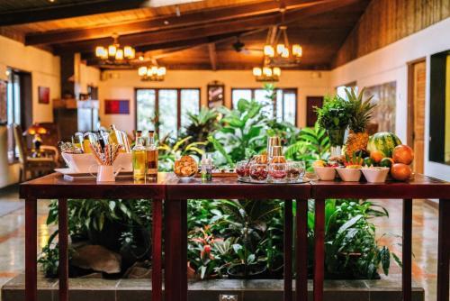 Villa Blanca Cloud Forest Hotel & Nature Reserve