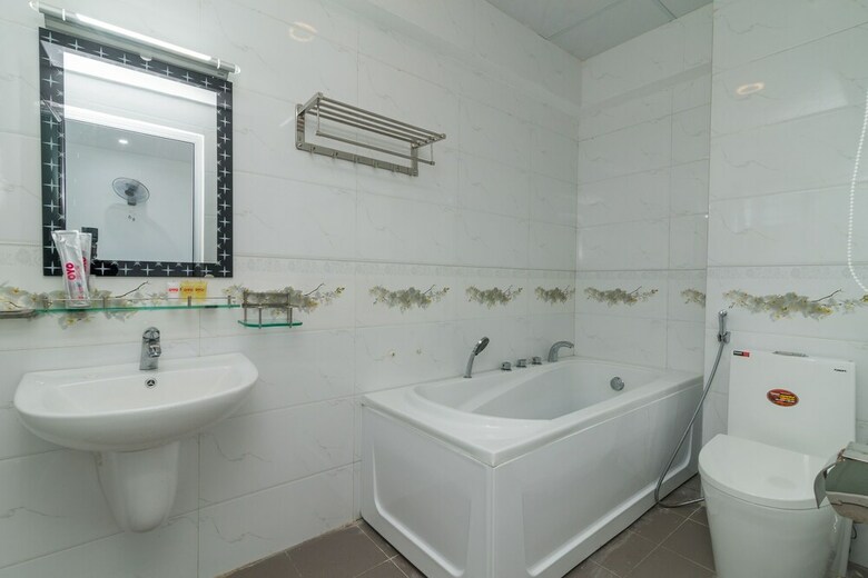 Oyo 186 Ruby Hotel