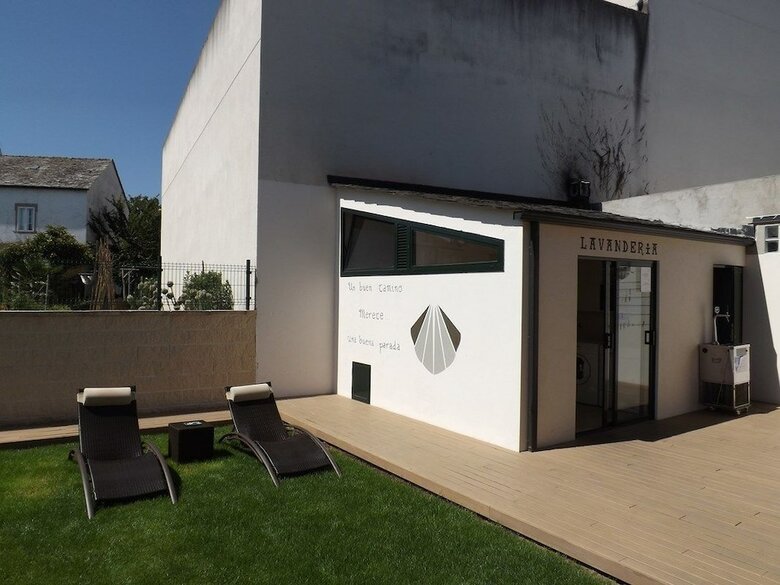 Hostal Albergue Oasis