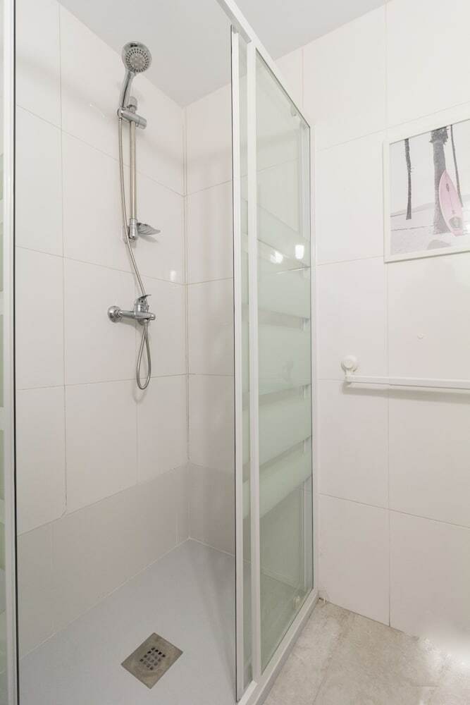 Dobo Homes Ronda de Valencia Apartment