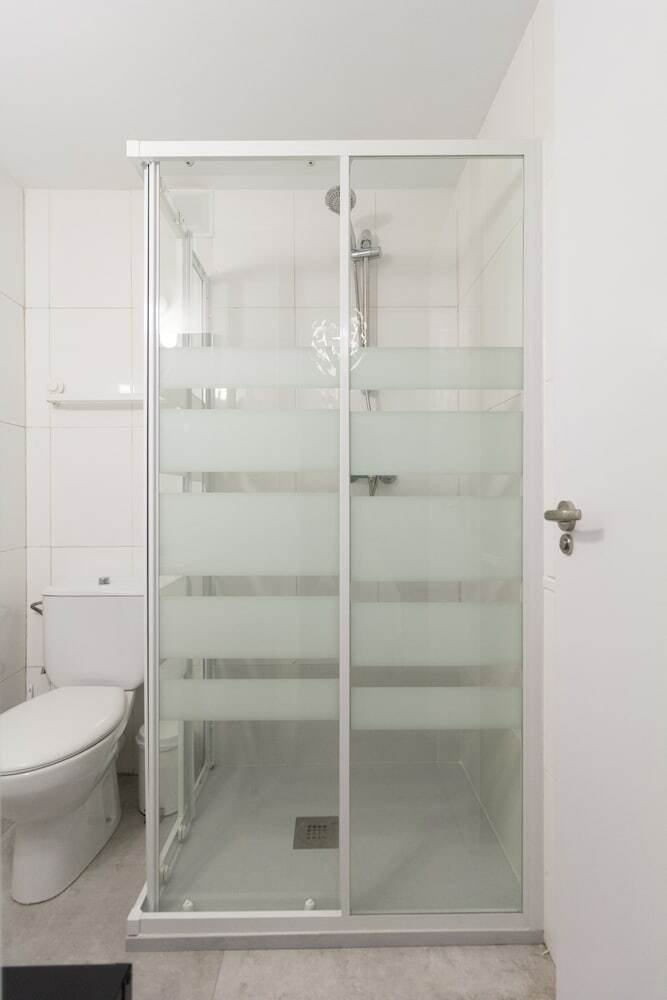 Dobo Homes Ronda de Valencia Apartment