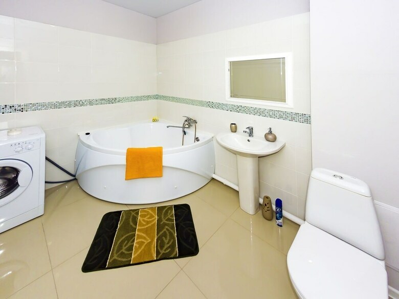 Apartment On Prospect Lenina 140