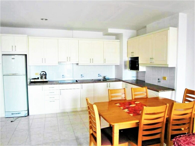 Sea View 1 Bed Apartment