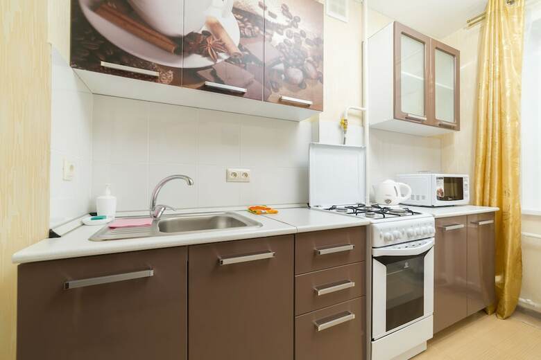 Apartment On Bratyev Zhabrovykh 3