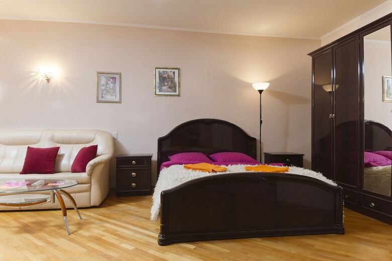 Apartment On Belkina 8b