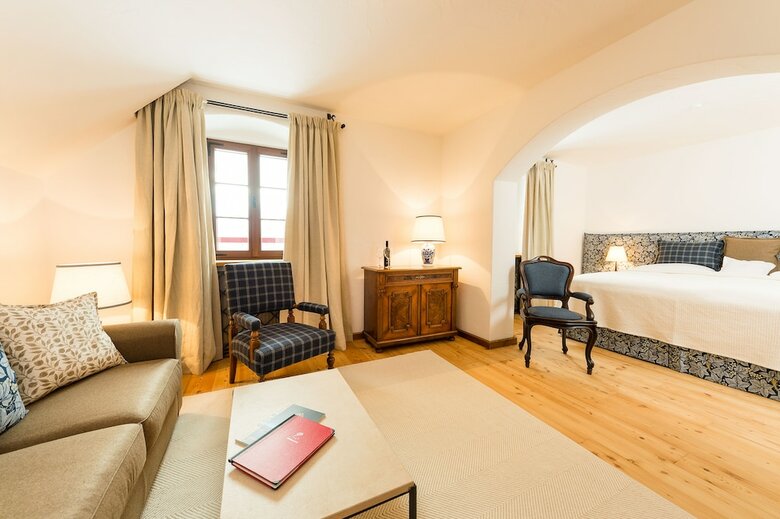 Hotel Schloss Prielau
