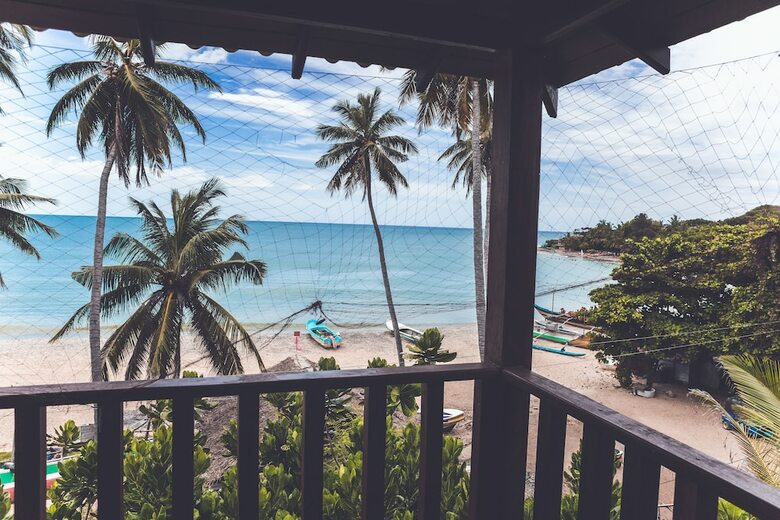 Rupa's Hotel Arugambay