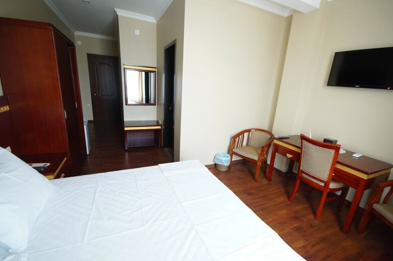 Hotel 725