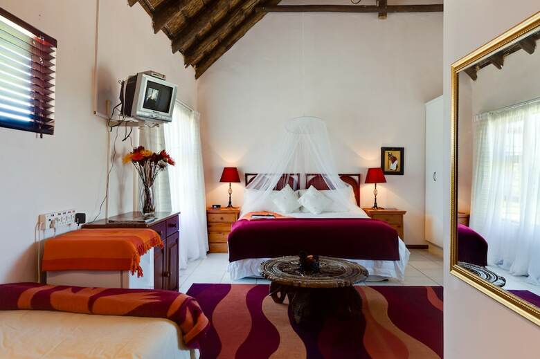 Hotel Happy Jackal Guest House