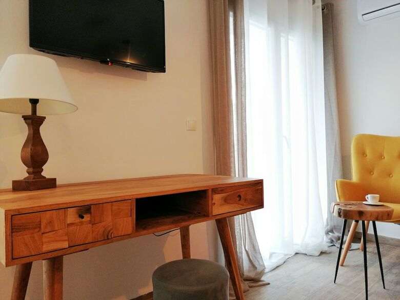 Hotel Kipos Villas And Suites