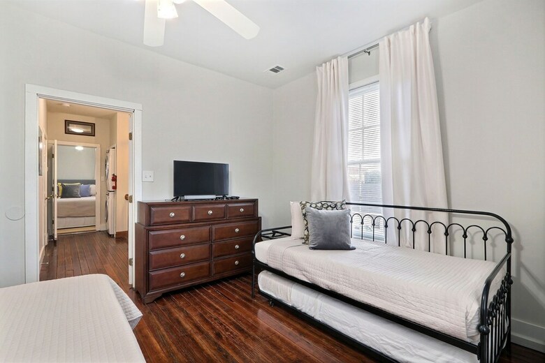 Apartamentos Gallery Stays - Low Country