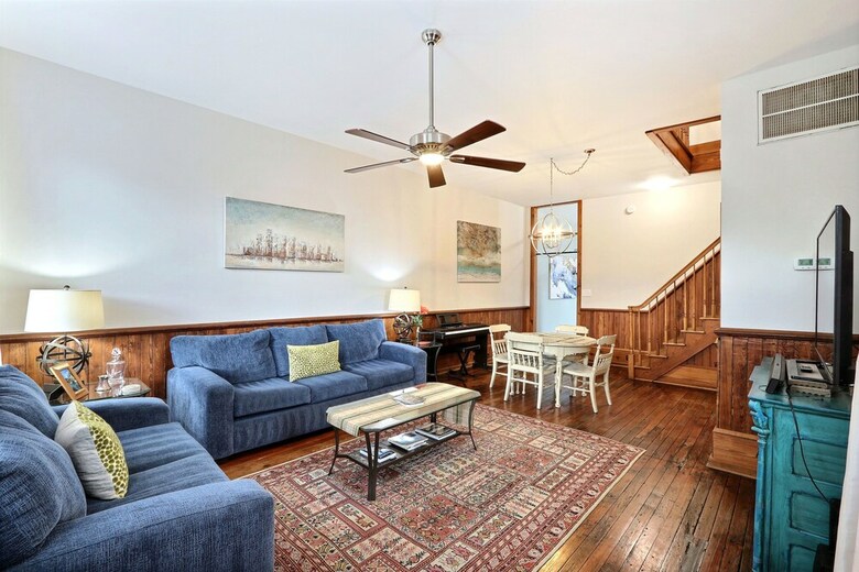 Apartamentos Gallery Stays - Low Country