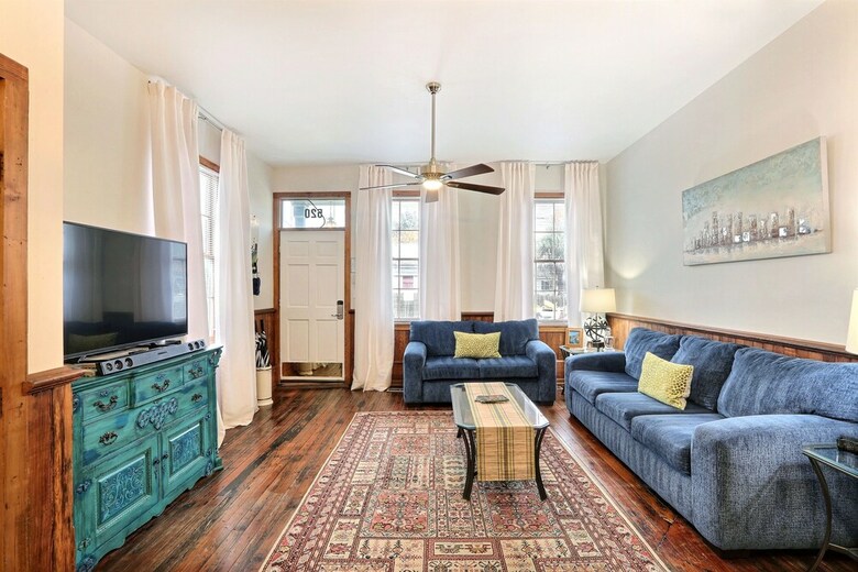 Apartamentos Gallery Stays - Low Country