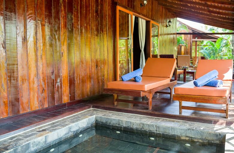 Hotel Authentic Khmer Village Resort