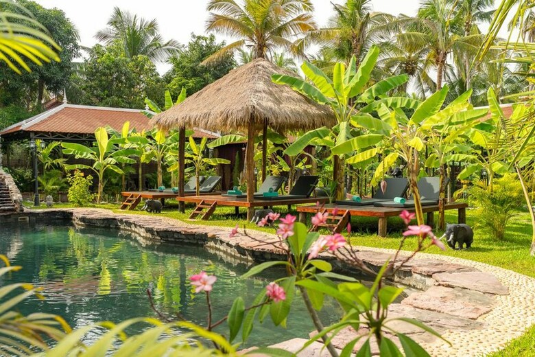 Hotel Authentic Khmer Village Resort