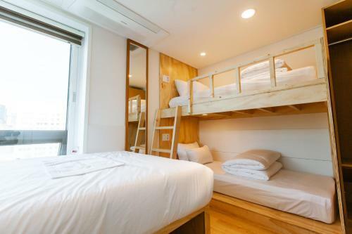 Hostal Step Inn Myeongdong 2 - Hostel