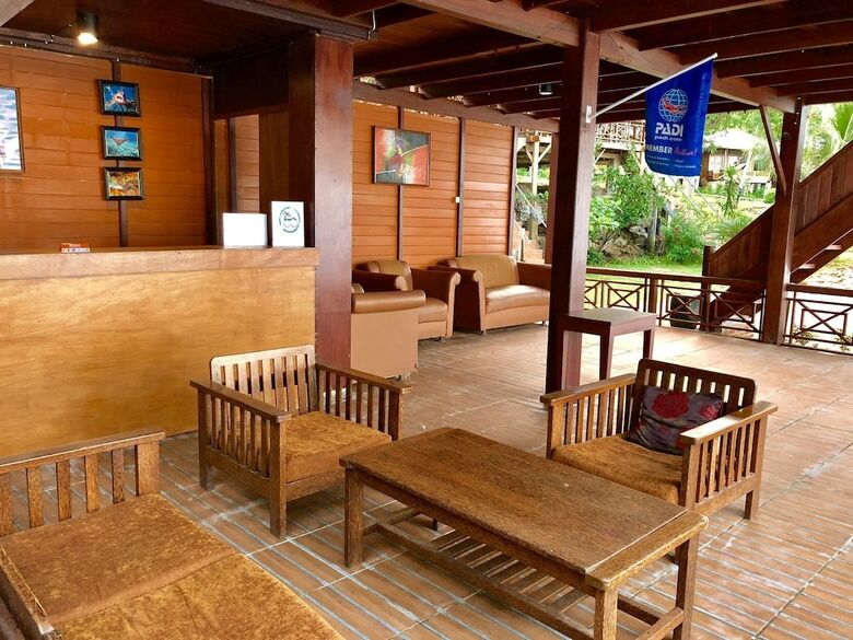 Bed & Breakfast Mc Bunaken Padi Dive Resort