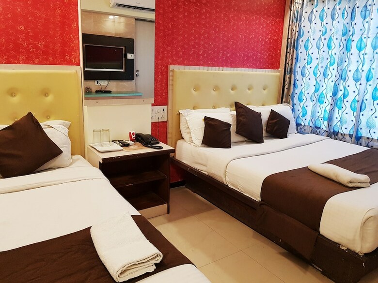 Hotel Hexa Sai Grand