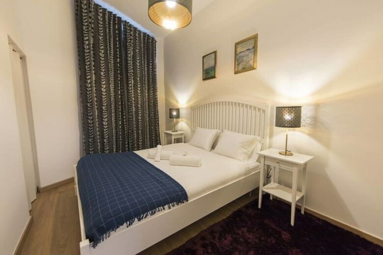 Fresh One Bedroom Apartment In Noble Principe Real